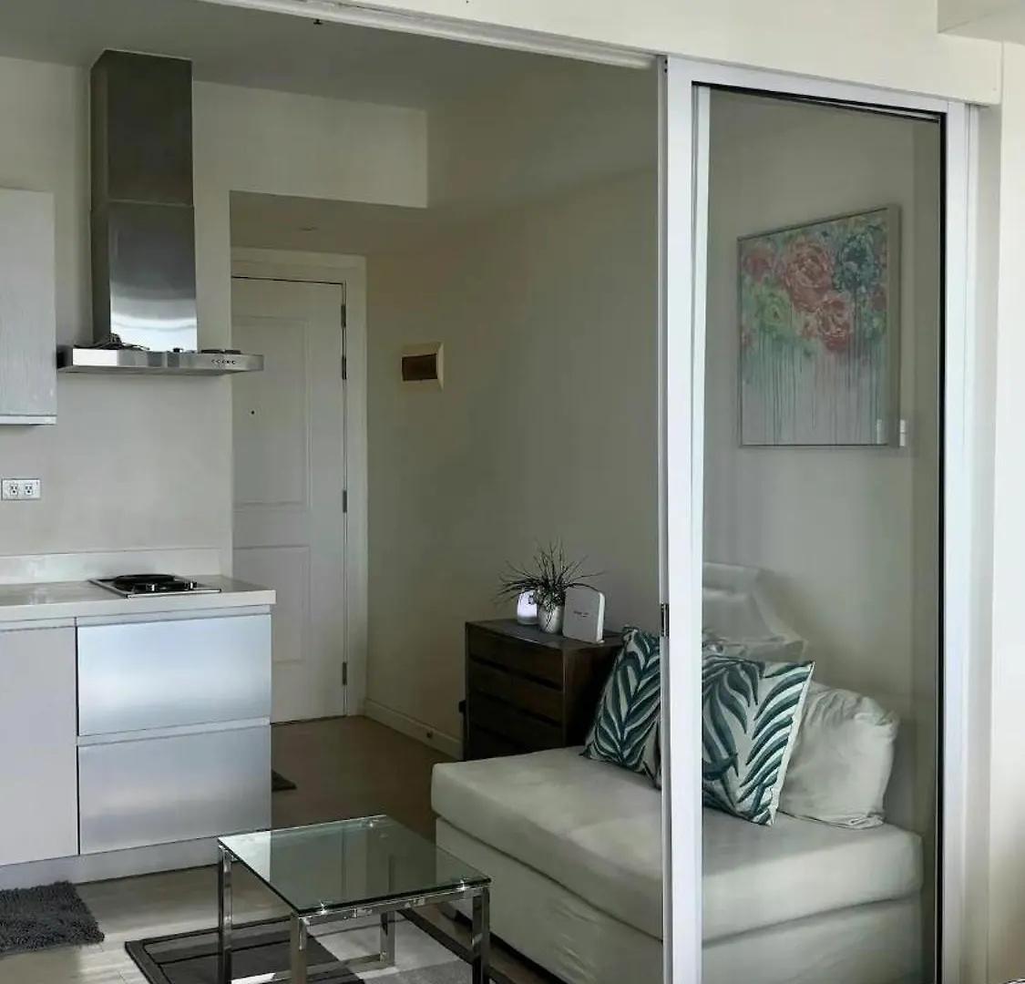 Apartment Azure Beach Resort Residences By Andre Manila
