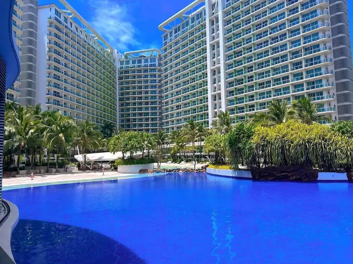 Azure Beach Resort Residences By Andre Manila Apartment