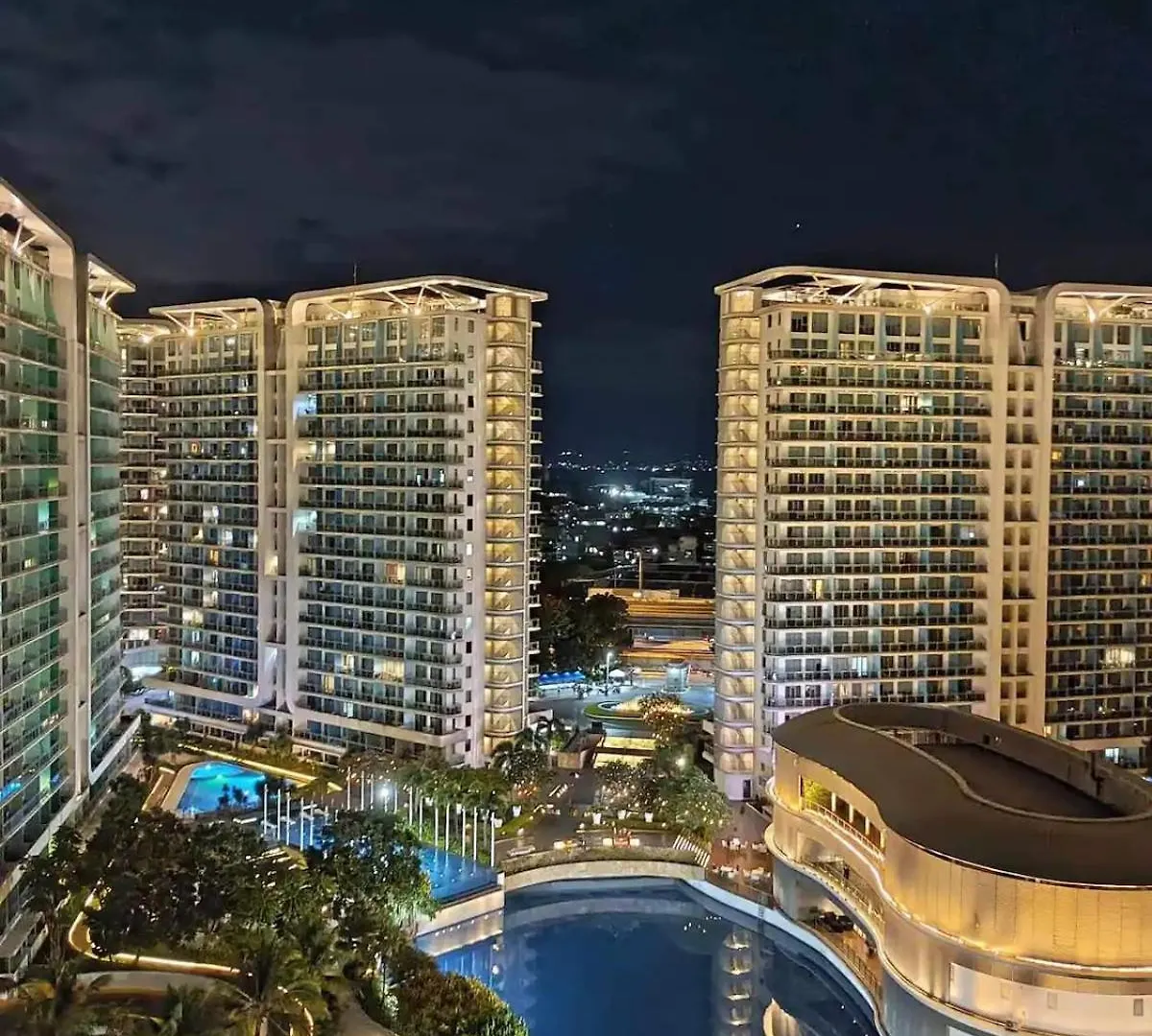 Azure Beach Resort Residences By Andre Manila Apartment