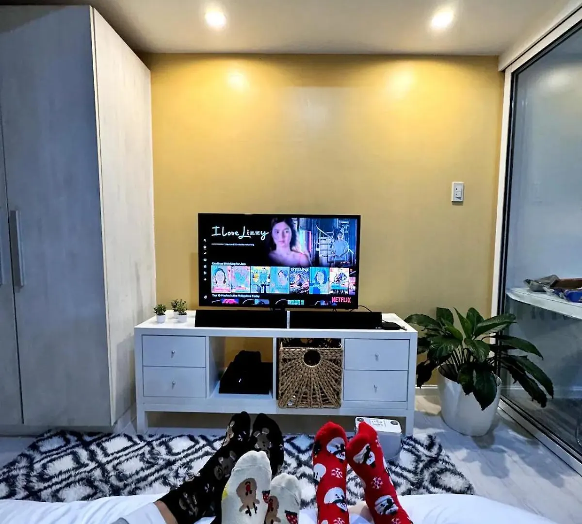 Apartment Azure Beach Resort Residences By Andre Manila