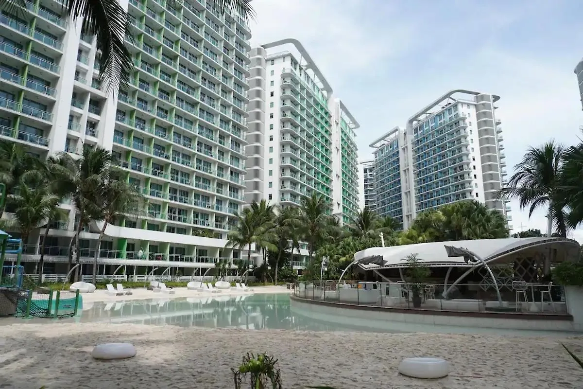Azure Beach Resort Residences By Andre Manila 0*,