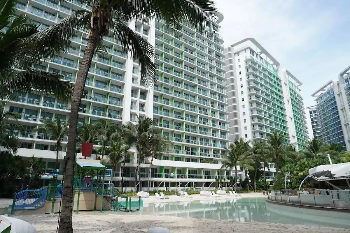 Apartment Azure Beach Resort Residences By Andre Manila